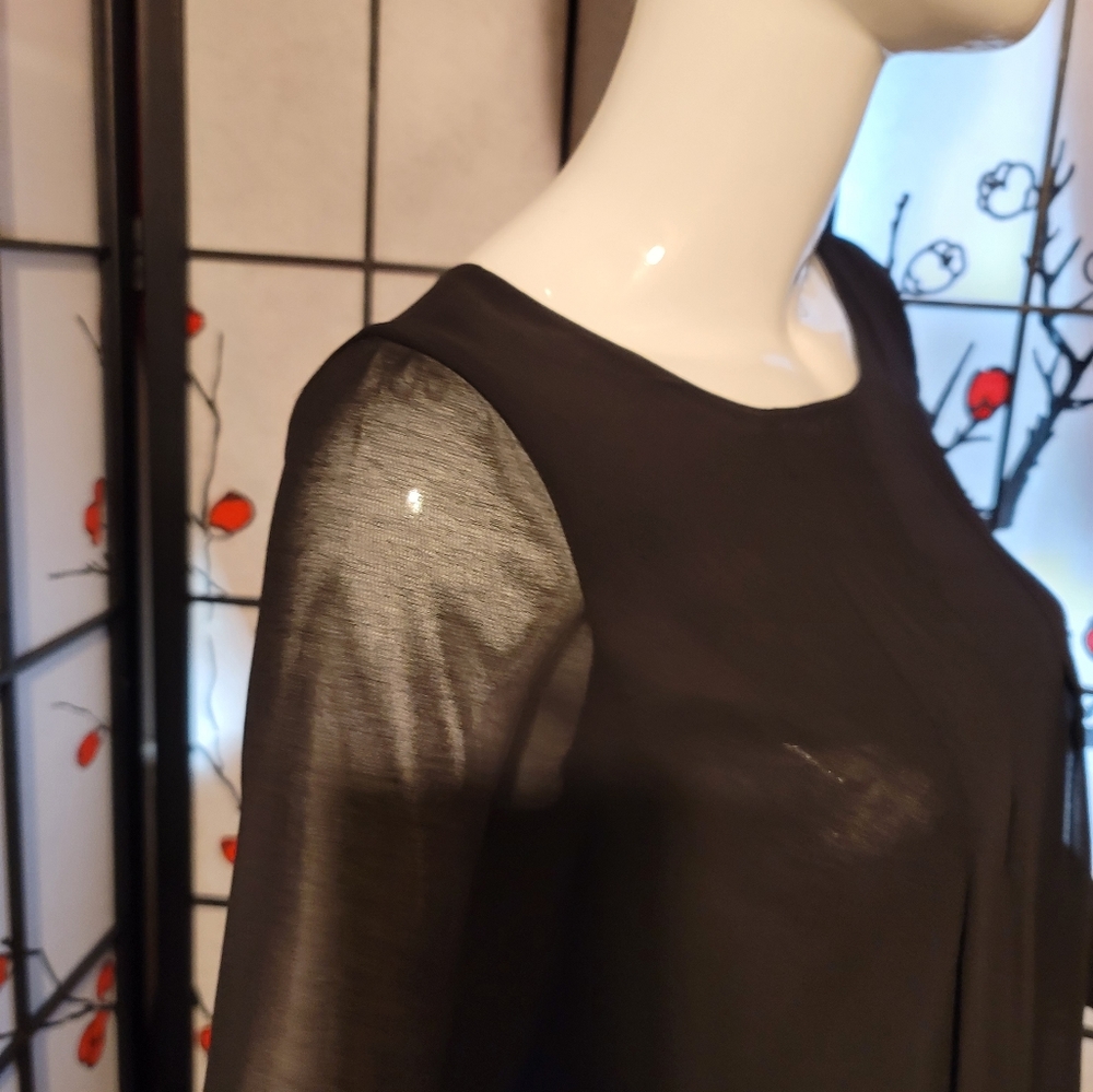 MINE LADIES BLACK BABY DOLL PLEATED FRONT/PEEK A BOO BACK BLOUSE/SIZE SMALL - Picture 14 of 14